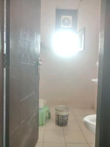 Common Bathroom One Image of 2100 Sq.ft 5 BHK Builder Floor for sale in Sector 49 Faridabad for Rs. 8800000