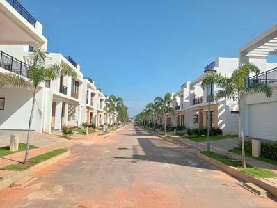 Image of 2300 Sq.ft 3 BHK Villa for rent in Adarsh Palm Meadows, Whitefield, Bengaluru for Rs. 150000