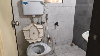 Image of 790 Sq.ft 2 BHK Apartment / Flat for rent in Borivali West, Mumbai for Rs. 55000