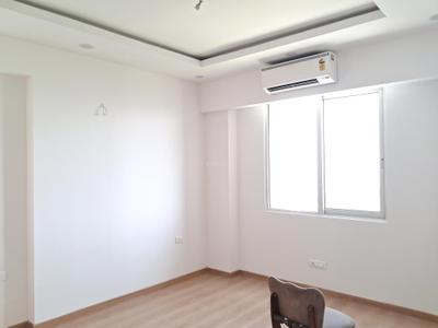 Bedroom Image of 1545 Sq.ft 3 BHK Apartment / Flat for rent in Godrej Woods, Sector 43 Noida for Rs. 75000
