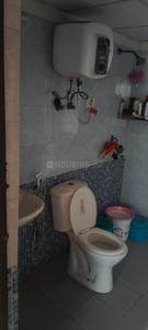 Bathroom Image of 1149 Sq.ft 2 BHK Apartment / Flat for sale in Gardenia Golf City, Sector 75 Noida for Rs. 7600000