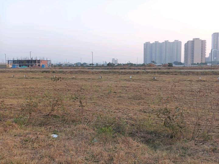 Vatika Express City Plots Main Image 1
