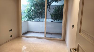 Bedroom Image of 4800 Sq.ft 4 BHK Builder Floor for sale in Kailash Colony New Delhi for Rs. 113500000