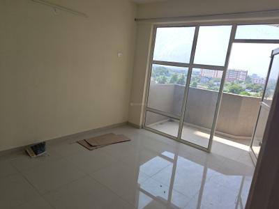 Bedroom Image of 950 Sq.ft 2 BHK Apartment / Flat for rent in Pyramid Elite, Sector 86 Gurgaon for Rs. 19500