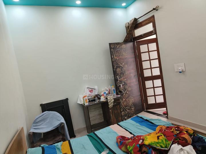 Vineet Khand 6, Gomti Nagar Bedroom 1