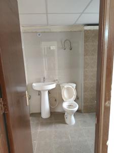 Image of 1345 Sq.ft 3 BHK Apartment / Flat for rent in Phase 2, Noida for Rs. 36000