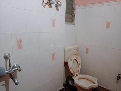 Bathroom Image of 1150 Sq.ft 3 BHK Apartment / Flat for rent in Belghoria Kolkata for Rs. 20000