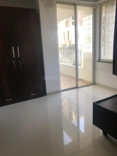 Majestique Magnum Main Image 1