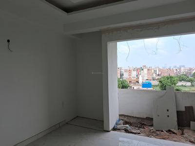 Bedroom Image of 1050 Sq.ft 2 BHK Apartment / Flat for sale in Sector 101 Noida for Rs. 4238000
