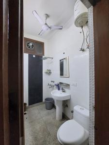 Bathroom Image of 1800 Sq.ft 3 BHK Builder Floor for rent in Lajpat Nagar New Delhi for Rs. 70000