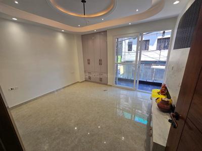 Bedroom Image of 1500 Sq.ft 3 BHK Builder Floor for sale in Janakpuri New Delhi for Rs. 29000000