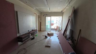 Living Room Image of 860 Sq.ft 2 BHK Apartment / Flat for rent in Tristar Bc Corp Arista, Bandra East Mumbai for Rs. 125000
