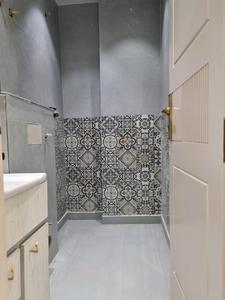 Common Bathroom Image of 1350 Sq.ft 4 BHK Apartment / Flat for sale in Saarthi Affordable Homes, Uttam Nagar New Delhi for Rs. 13000000