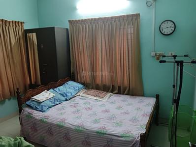 Bedroom Image of 1800 Sq.ft 4 BHK Independent House for sale in Vyttila Kochi for Rs. 17500000