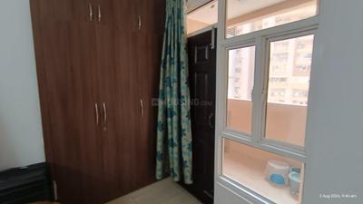 Bedroom Image of 1500 Sq.ft 3.5 BHK Apartment / Flat for rent in Skytech Matrott, Sector 76 Noida for Rs. 37000