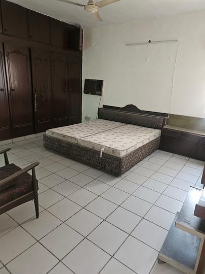 Phase I, Sheikh Sarai Bedroom 1