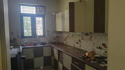 Kitchen Image of 860 Sq.ft 2 BHK Builder Floor for rent in Palam Vihar Gurgaon for Rs. 28000
