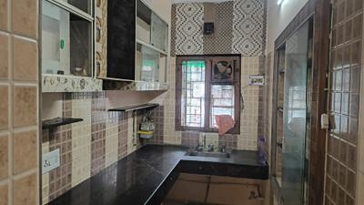 Kitchen Image of 1800 Sq.ft 3 BHK Apartment / Flat for rent in Rainbow Apartment, Sector 12 Dwarka New Delhi for Rs. 30000