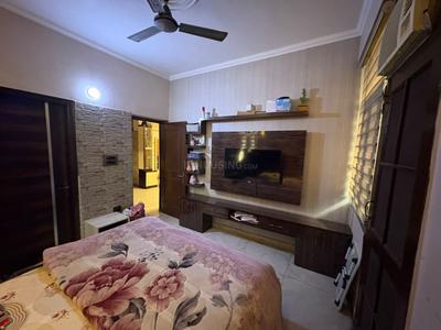 Bedroom Image of 1750 Sq.ft 3 BHK Apartment / Flat for rent in The Antriksh Gateway Apartments, Sector 51 Noida for Rs. 42000