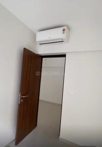Bedroom Image of 618 Sq.ft 2 BHK Apartment / Flat for sale in Thane West Thane for Rs. 11000000