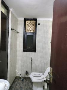 Common Bathroom Two Image of 1850 Sq.ft 3 BHK Apartment / Flat for rent in Sector 18 Dwarka New Delhi for Rs. 49000