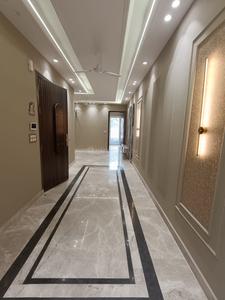 Image of 915 Sq.ft 2 BHK Builder Floor for rent in Rajouri Garden, New Delhi for Rs. 35000