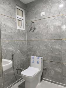 Common Bathroom Image of 1050 Sq.ft 2 BHK Apartment / Flat for sale in Venice Aspire, Noida Extension Greater Noida for Rs. 4245000