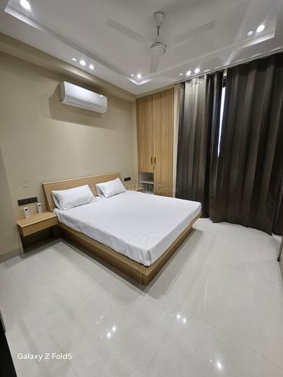 DLF Golf Course, Sector 42 Bedroom 1