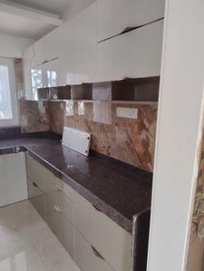 Kitchen Image of 600 Sq.ft 2 BHK Apartment / Flat for rent in Santacruz West Mumbai for Rs. 70000