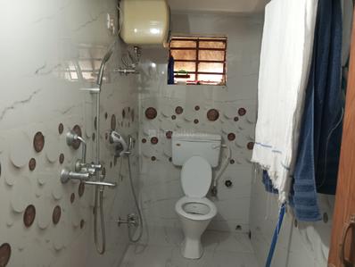 Bathroom Image of 2500 Sq.ft 5 BHK Independent House for sale in Thakurpukur Kolkata for Rs. 13500000
