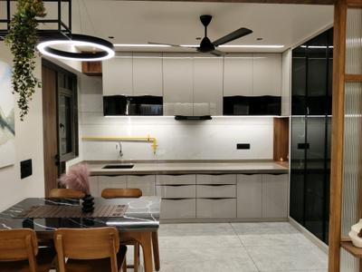 Kitchen Image of 1750 Sq.ft 3 BHK Apartment / Flat for sale in Vishwanath Sarathya West, Shela Ahmedabad for Rs. 7175000