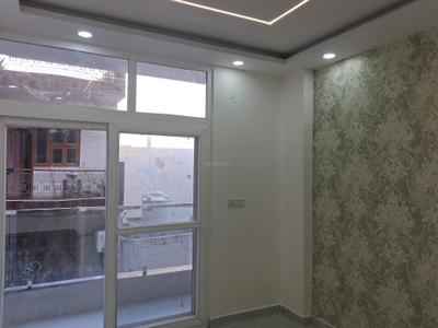 Bedroom Image of 850 Sq.ft 3 BHK Builder Floor for sale in Dwarka Mor New Delhi for Rs. 5600000