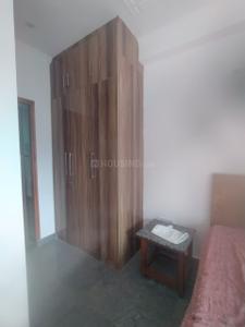 Bedroom Image of 450 Sq.ft 1 BHK Apartment / Flat for rent in Rajpur Khurd Extension New Delhi for Rs. 20000