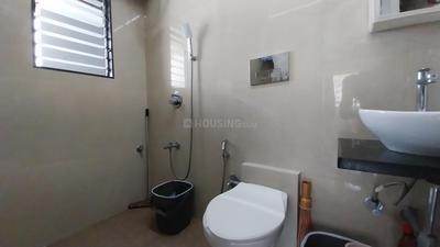 Bathroom Image of 1100 Sq.ft 3 BHK Apartment / Flat for sale in Borivali West Mumbai for Rs. 26000000