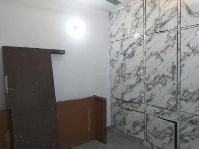 Bedroom Image of 700 Sq.ft 2 BHK Builder Floor for sale in Paschim Vihar New Delhi for Rs. 7000000