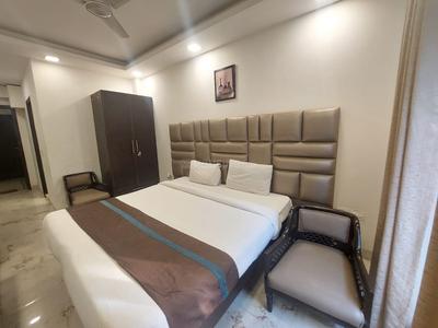 Bedroom Image of Luxury Urbanroomz Coliving PG in DLF Phase 2, Gurgaon