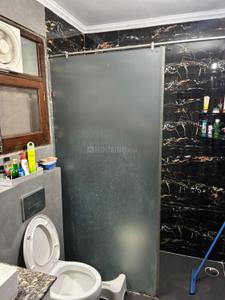 Bathroom Image of 1650 Sq.ft 3 BHK Builder Floor for sale in Sector 9 Gurgaon for Rs. 25500000
