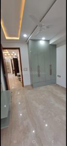 Bedroom Image of 1000 Sq.ft 3 BHK Builder Floor for rent in Vikaspuri New Delhi for Rs. 40000