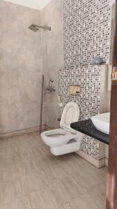 Image of 1800 Sq.ft 3 BHK Builder Floor for rent in Sector 46, Noida for Rs. 45000