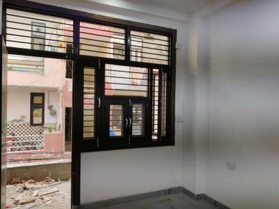 Bedroom Image of 900 Sq.ft 3 BHK Builder Floor for sale in Govindpuram Ghaziabad for Rs. 4440000