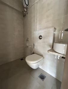 Bathroom Image of 586 Sq.ft 2 BHK Apartment / Flat for sale in Prabhadevi Mumbai for Rs. 30000000