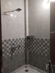 Bathroom Image of 800 Sq.ft 2 BHK Independent House for rent in Beta I Greater Noida for Rs. 25000
