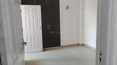 Bedroom Image of 930 Sq.ft 2 BHK Apartment / Flat for rent in Supertech Cape Town, Sector 74 Noida for Rs. 26000