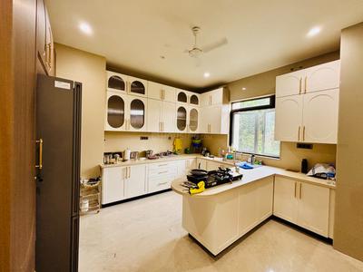 Kitchen Image of 7500 Sq.ft 5 BHK Duplex for sale in PS Navyom Phase I, New Alipore Kolkata for Rs. 125000000
