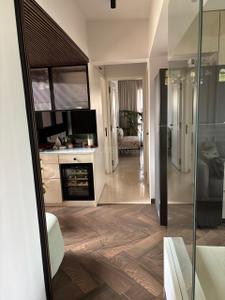 Hall Image of 750 Sq.ft 2 BHK Apartment / Flat for sale in Khar West Mumbai for Rs. 42500000
