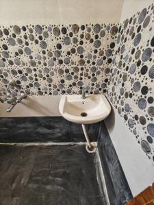 Bathroom Image of 1750 Sq.ft 3 BHK Apartment / Flat for rent in Pothinamallayya Palem Visakhapatnam for Rs. 15000