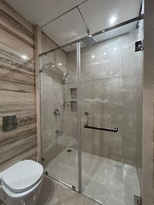 Bathroom Image of 3700 Sq.ft 4 BHK Apartment / Flat for sale in Santacruz West Mumbai for Rs. 300000000