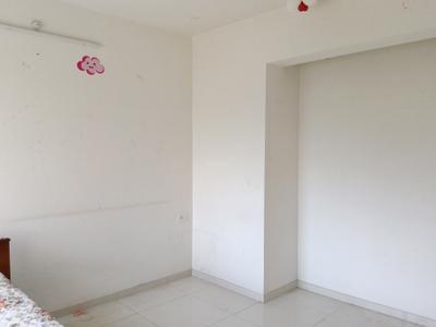 Bedroom Image of 700 Sq.ft 1.5 BHK Apartment / Flat for rent in Godrej Emerald, Kasarvadavali Thane for Rs. 26000