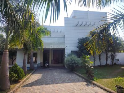 Image of 6000 Sq.ft 6 BHK Villa for sale in Shankar Nagar, Raipur for Rs. 75000000