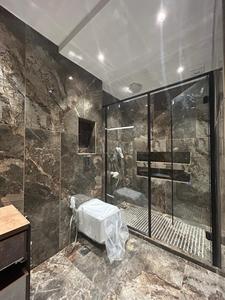 Bathroom Image of 3300 Sq.ft 4 BHK Builder Floor for sale in South City 1 Floors, Sector 41 Gurgaon for Rs. 38000000
